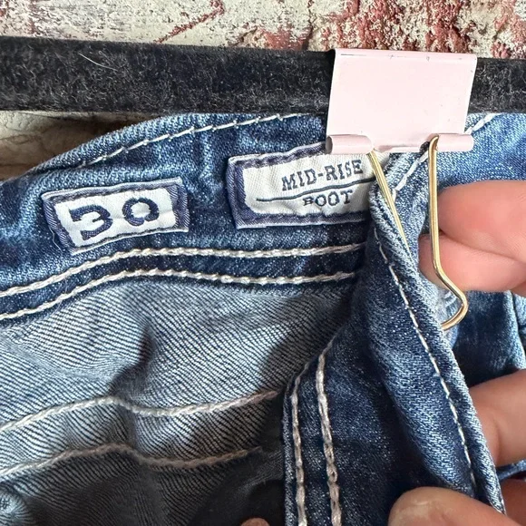 Miss Me Mid Rise Bootcut Jeans | Size 30 | Bling Pockets ✨ - Picture 2 of 3